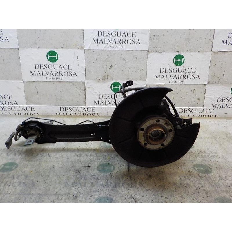 Recambio de mangueta trasera izquierda para volvo xc70 2.4 diesel cat referencia OEM IAM 31277867  