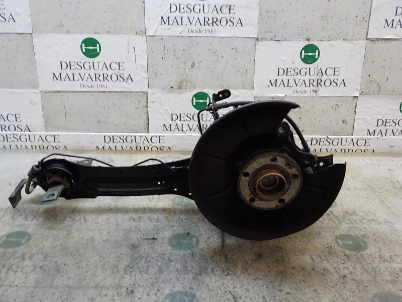 Recambio de mangueta trasera izquierda para volvo xc70 2.4 diesel cat referencia OEM IAM 31277867  