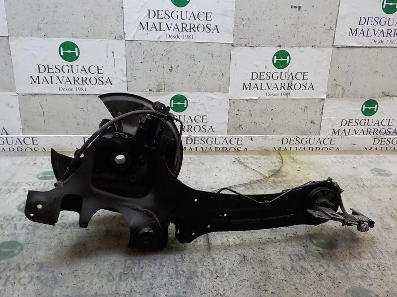 Recambio de mangueta trasera izquierda para volvo xc70 2.4 diesel cat referencia OEM IAM 31277867  