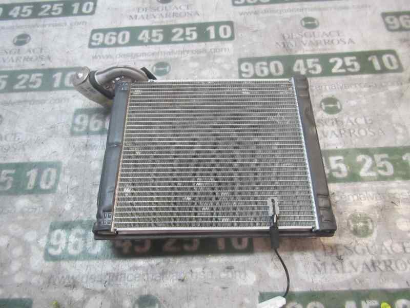 Recambio de evaporador aire acondicionado para toyota rav 4 referencia OEM IAM 8850175010  