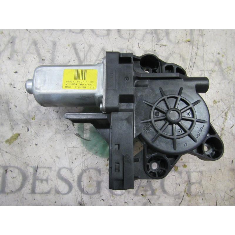 Recambio de motor elevalunas delantero derecho para volvo xc70 2.4 diesel cat referencia OEM IAM 30699646  