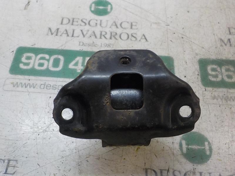 Recambio de soporte cambio para kia cee´d emotion referencia OEM IAM 219102H000  