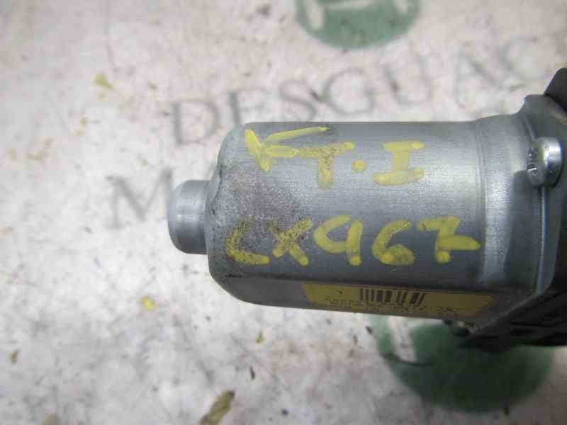 Recambio de motor elevalunas trasero izquierdo para volvo xc70 2.4 diesel cat referencia OEM IAM 31253064  