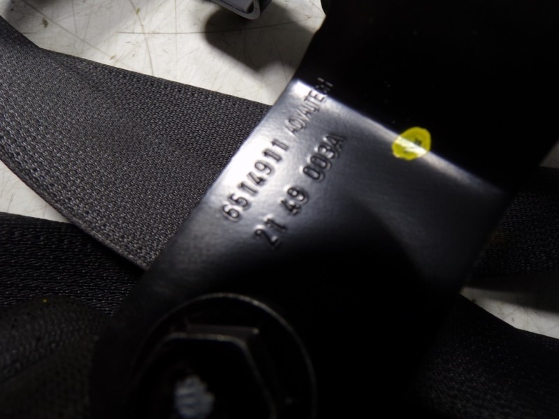 Recambio de cinturon seguridad trasero central para hyundai tucson 1.6 crdi referencia OEM IAM  6514911 