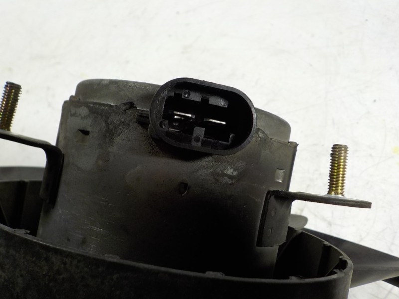 Recambio de electroventilador para renault master ii ph. 2 doka/pr. fgst 2.5 diesel referencia OEM IAM   