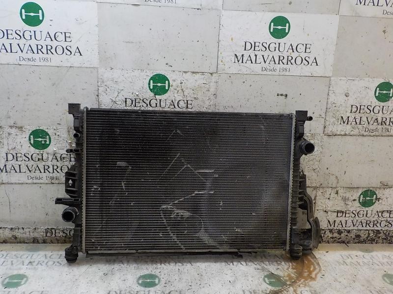 Recambio de radiador agua para volvo xc70 2.4 diesel cat referencia OEM IAM 31368361  
