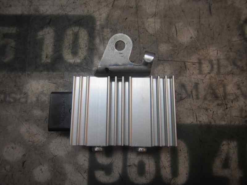 Recambio de modulo electronico para toyota rav 4 referencia OEM IAM 8957042030 8957042030 