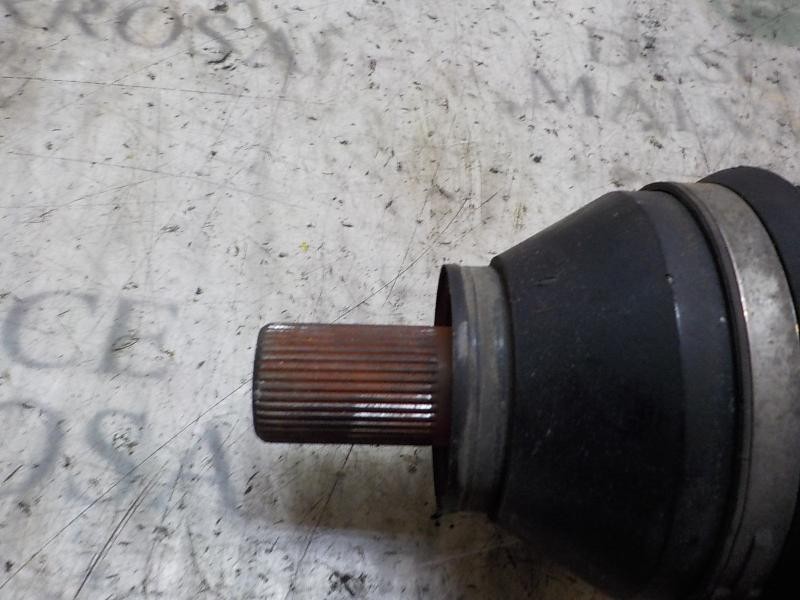 Recambio de transmision izquierda para volvo xc70 2.4 diesel cat referencia OEM IAM 36011292  