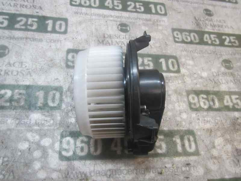 Recambio de motor calefaccion para toyota rav 4 referencia OEM IAM 8710342101 2727008105 2727008105
