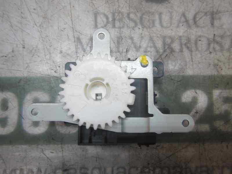 Recambio de motor apertura trampillas climatizador para toyota rav 4 referencia OEM IAM 8710675010 0638002110PLS 0638002110PLS