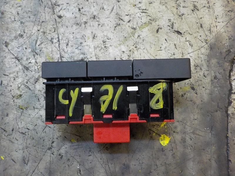 Recambio de modulo electronico para audi a1 sportback (8xf) attraction referencia OEM IAM 8X09596735PR 8X0959673 