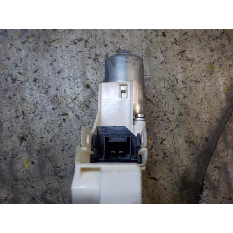 Recambio de motor elevalunas delantero izquierdo para audi a1 sportback (8xf) attraction referencia OEM IAM 8K0959801C 8K0959801