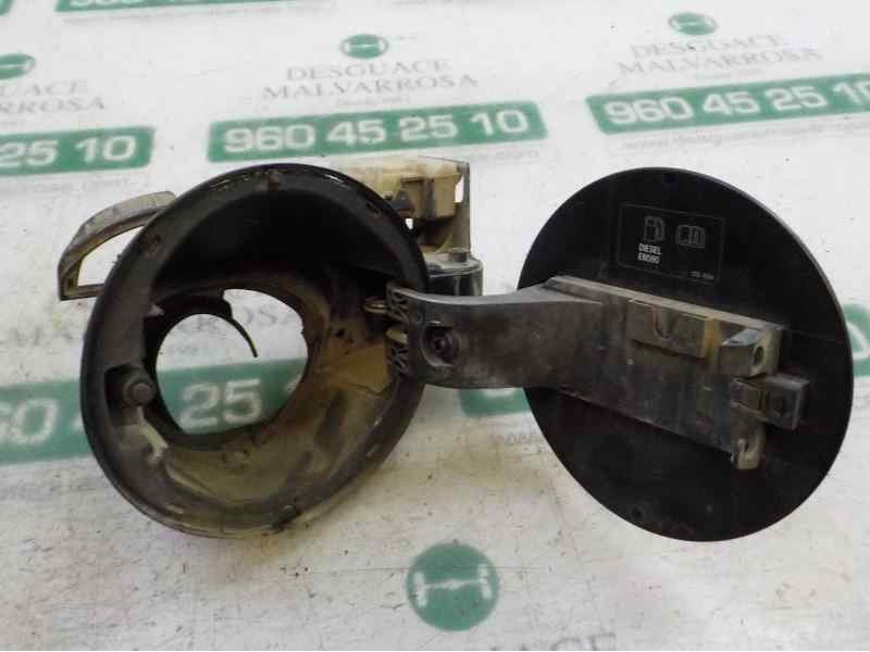 Recambio de tapa combustible para opel insignia berlina 1.6 cdti dpf referencia OEM IAM 13352310  