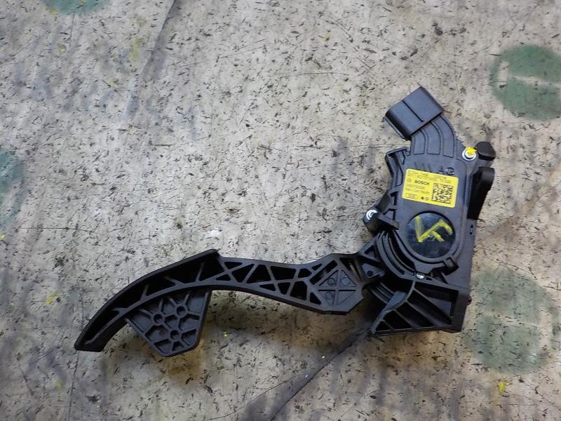 Recambio de potenciometro pedal para audi a1 sportback (8xf) attraction referencia OEM IAM 6C1721503D 6C1721503D 