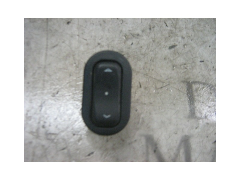 Recambio de mando elevalunas delantero derecho para opel corsa c comfort referencia OEM IAM   