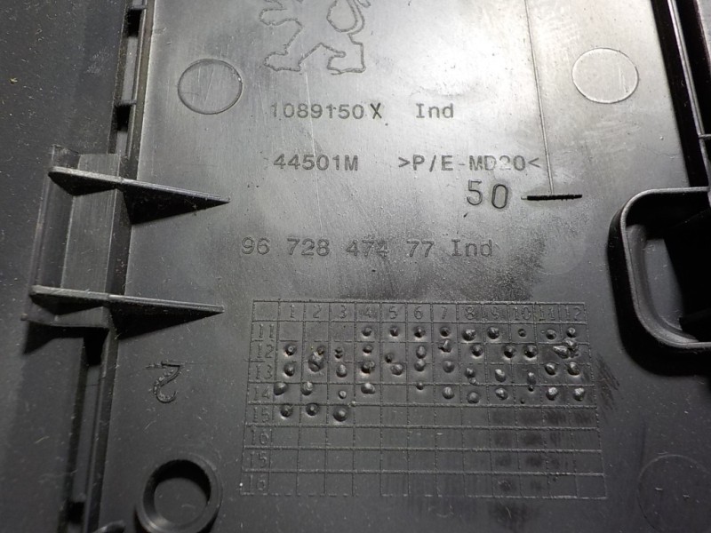 Recambio de guantera para peugeot 2008 (--.2013) 1.6 16v e-hdi fap referencia OEM IAM 96738112ZD 9672847477 1089150X