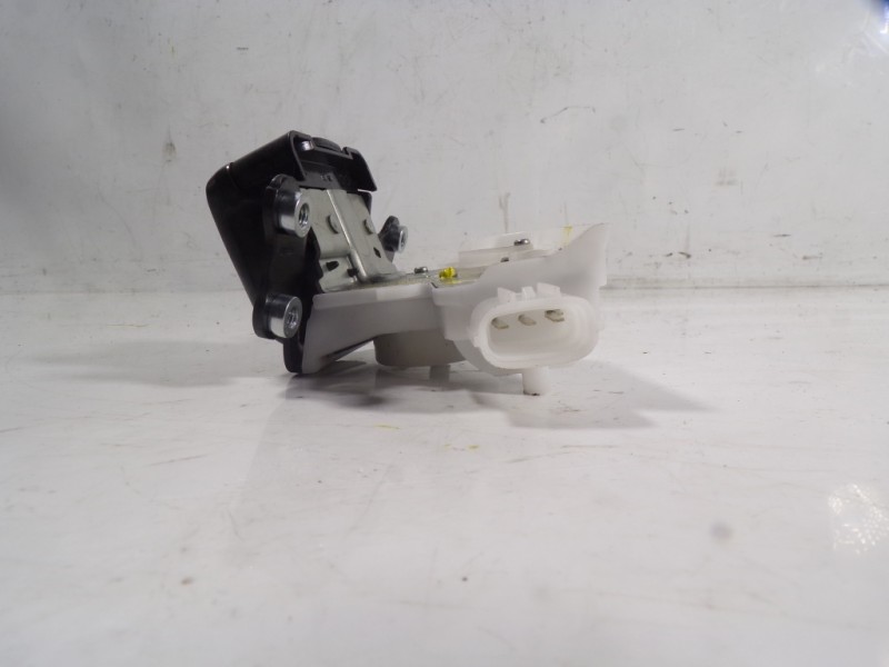 Recambio de cerradura maletero / porton para lexus ux (za10) 250h e-four referencia OEM IAM 6935076040  