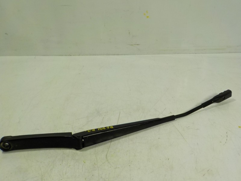 Recambio de brazo limpia delantero izquierdo para skoda octavia combi (5e5) 1.6 tdi dpf referencia OEM IAM 5E1955409  