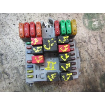 CAJA RELES / FUSIBLES 51775688 51775688 