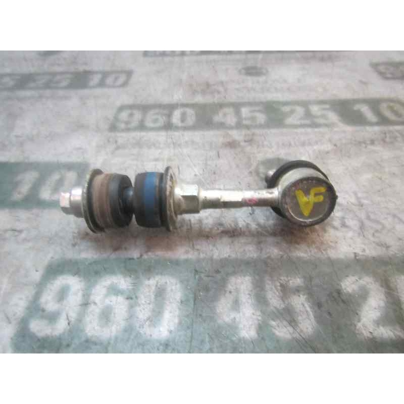 Recambio de tirante trasero derecho para toyota rav 4 referencia OEM IAM 4883042022  