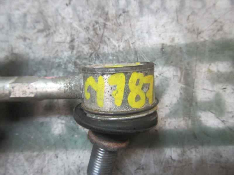 Recambio de tirante trasero derecho para toyota rav 4 referencia OEM IAM 4883042022  