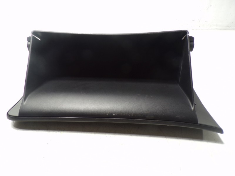 Recambio de guantera para hyundai tucson 1.6 crdi referencia OEM IAM   