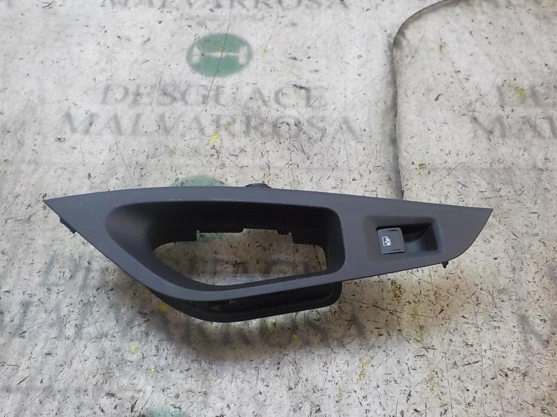 Recambio de mando elevalunas trasero izquierdo para seat leon st (5f8) 1.6 tdi referencia OEM IAM 5G0959855QWHS  