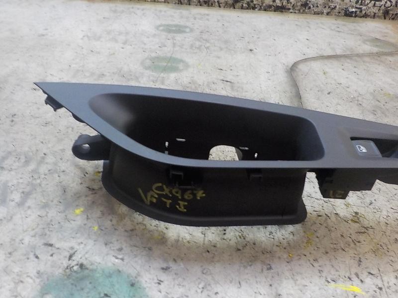 Recambio de mando elevalunas trasero izquierdo para seat leon st (5f8) 1.6 tdi referencia OEM IAM 5G0959855QWHS  