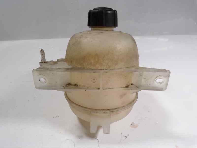 Recambio de deposito expansion para dacia sandero stepway referencia OEM IAM 7701470460  