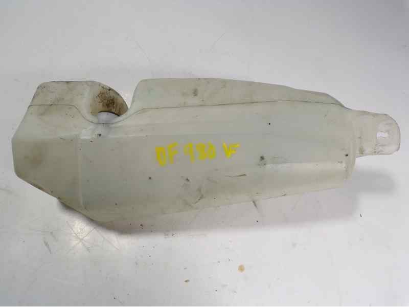 Recambio de deposito limpia para dacia sandero stepway referencia OEM IAM 8200609549  