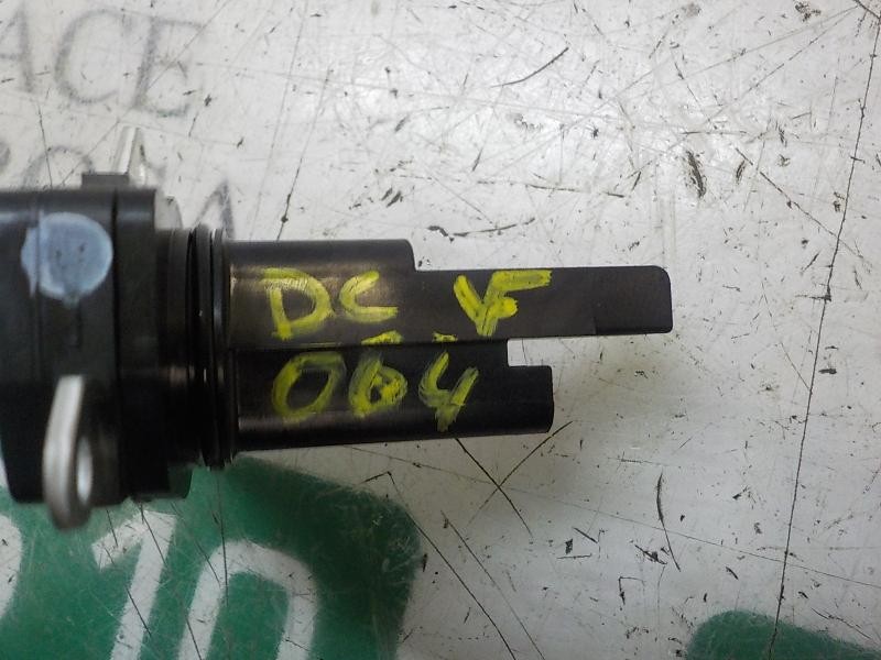 Recambio de caudalimetro para toyota yaris referencia OEM IAM 222040V020 222040V020 