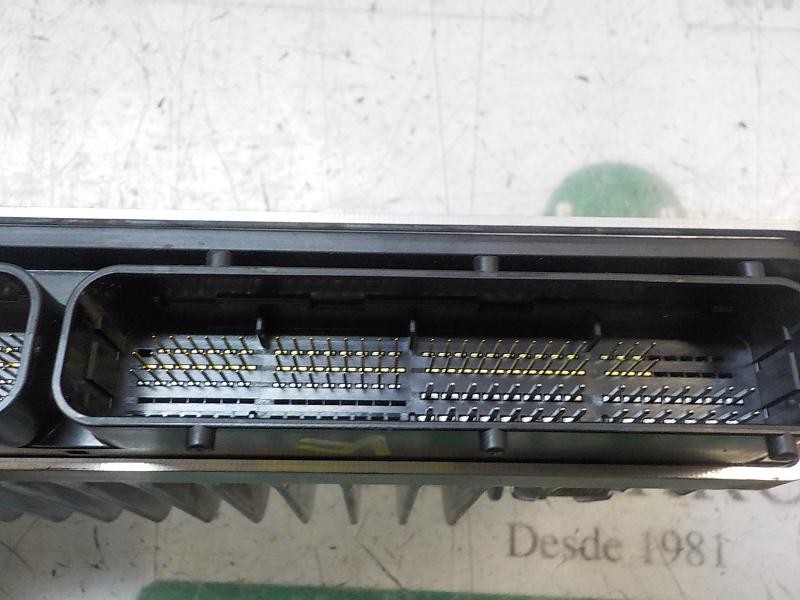 Recambio de centralita motor uce para toyota yaris referencia OEM IAM 896610U710 896610U710 