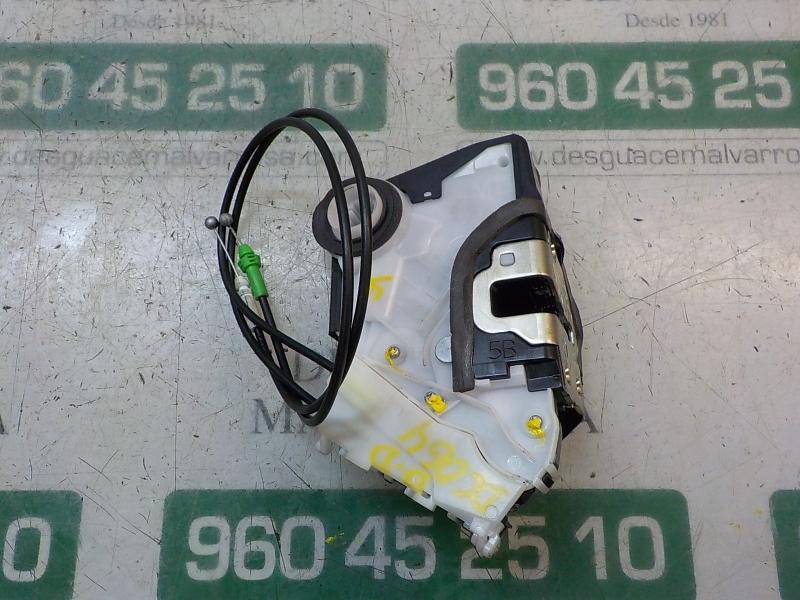 Recambio de cerradura puerta delantera derecha para toyota yaris referencia OEM IAM 690300D540  