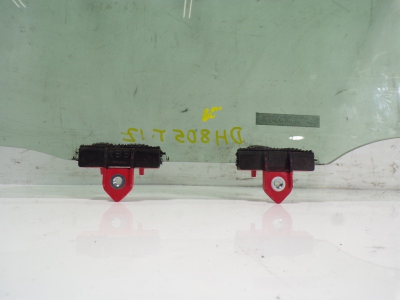 Recambio de cristal puerta trasero izquierdo para lexus ux (za10) 250h e-four referencia OEM IAM 6810476041  