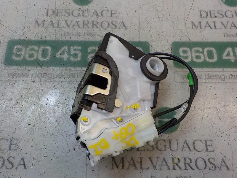 Recambio de cerradura puerta delantera izquierda para toyota yaris referencia OEM IAM 690400D520  