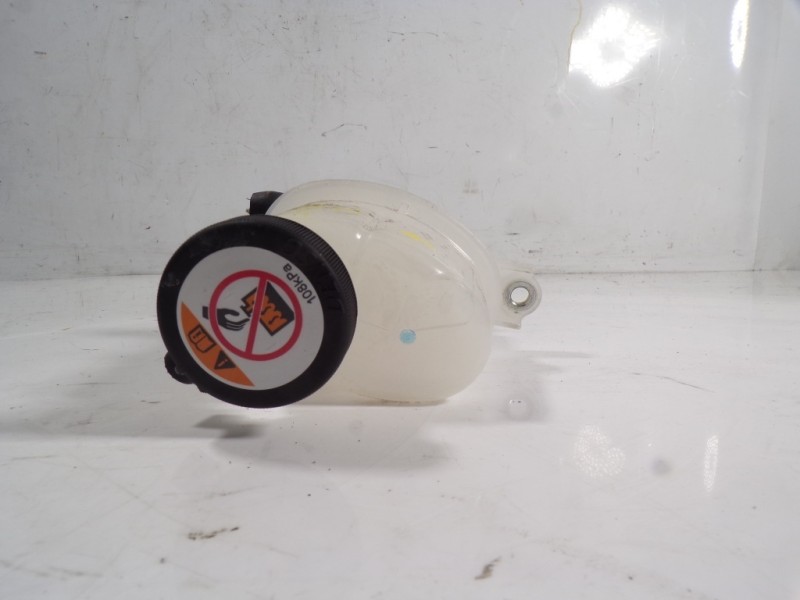 Recambio de deposito expansion para lexus ux (za10) 250h e-four referencia OEM IAM 1664047020  