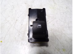 Recambio de mando elevalunas trasero derecho para hyundai tucson 1.6 crdi referencia OEM IAM  93581AB0004X 