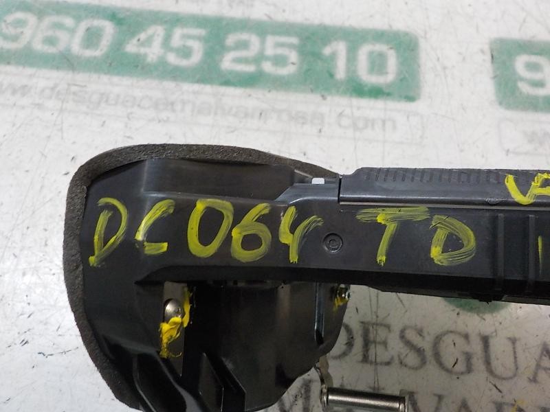 Recambio de cerradura puerta trasera derecha para toyota yaris referencia OEM IAM 690500D310  