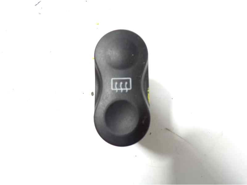Recambio de modulo electronico para dacia sandero stepway referencia OEM IAM 8200710682  
