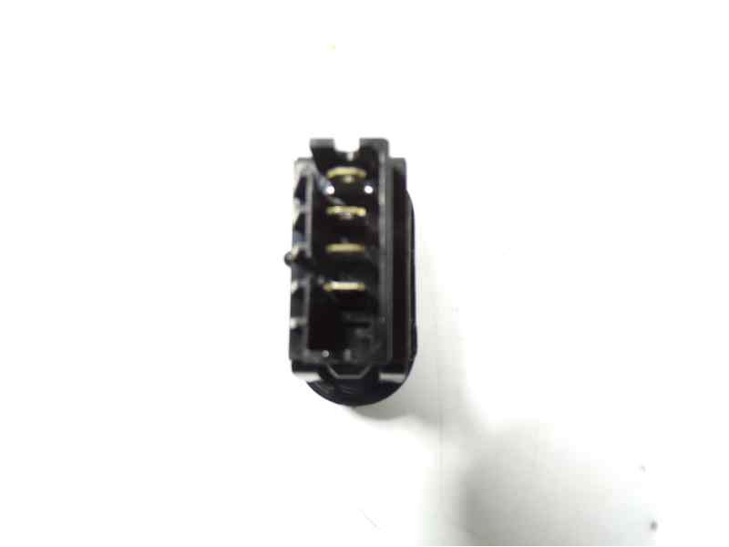 Recambio de modulo electronico para dacia sandero stepway referencia OEM IAM 8200710682  