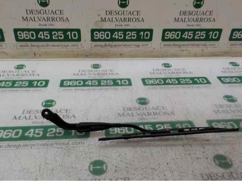 Recambio de brazo limpia trasero para kia carens 2.0 turbodiesel cat referencia OEM IAM   