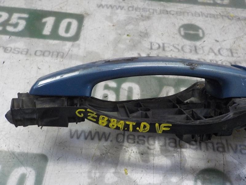 Recambio de maneta exterior trasera derecha para opel zafira b 1.9 cdti referencia OEM IAM   