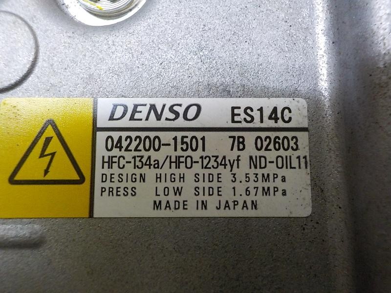 Recambio de compresor aire acondicionado para toyota yaris referencia OEM IAM 8837015010 0422001501 0422001501