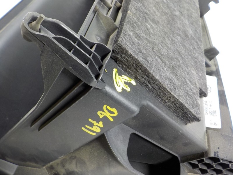 Recambio de guantera para skoda octavia combi (5e5) 1.6 tdi dpf referencia OEM IAM 5E1857121D9B9  