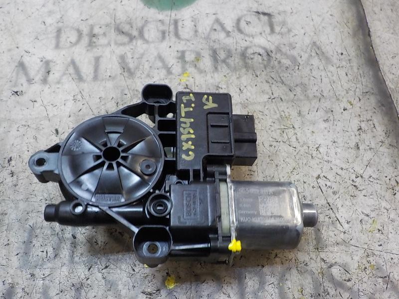 Recambio de motor elevalunas trasero izquierdo para seat leon st (5f8) 1.6 tdi referencia OEM IAM 5Q0959811ASE1  