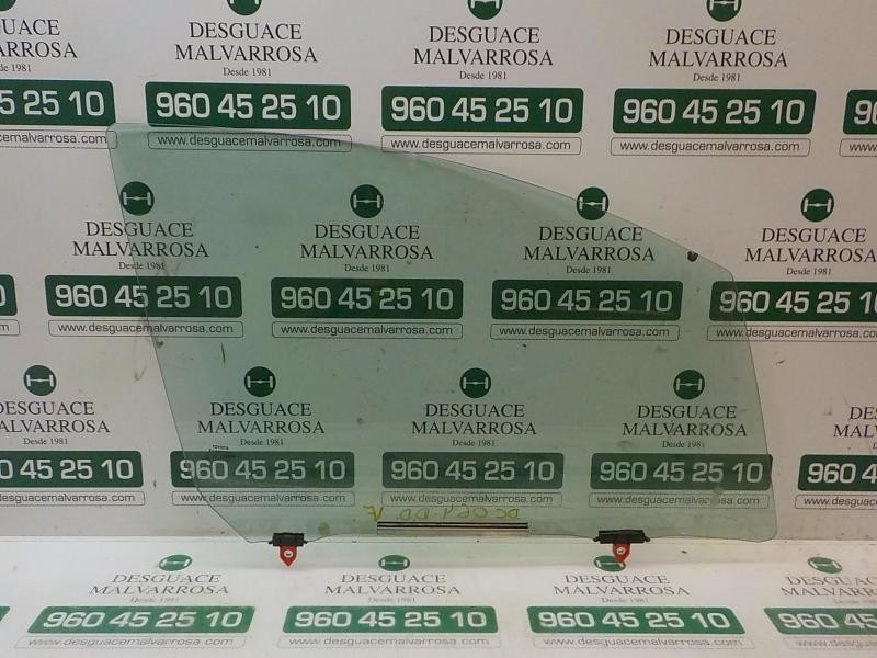 Recambio de cristal puerta delantero derecho para toyota yaris referencia OEM IAM 681100D191  