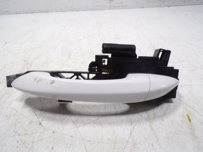 Recambio de maneta exterior delantera izquierda para hyundai tucson 1.6 crdi referencia OEM IAM   