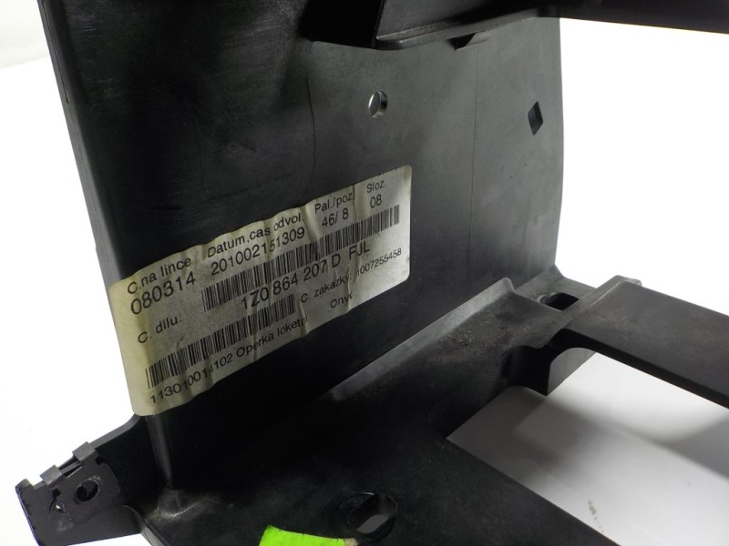 Recambio de apoyabrazos central para skoda octavia berlina (1z3) 1.4 16v tsi referencia OEM IAM 1Z0864207DFJL 1Z0864207D 