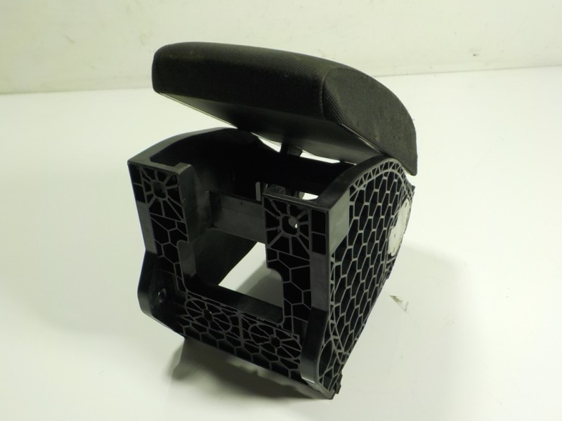 Recambio de apoyabrazos central para skoda octavia berlina (1z3) 1.4 16v tsi referencia OEM IAM 1Z0864207DFJL 1Z0864207D 