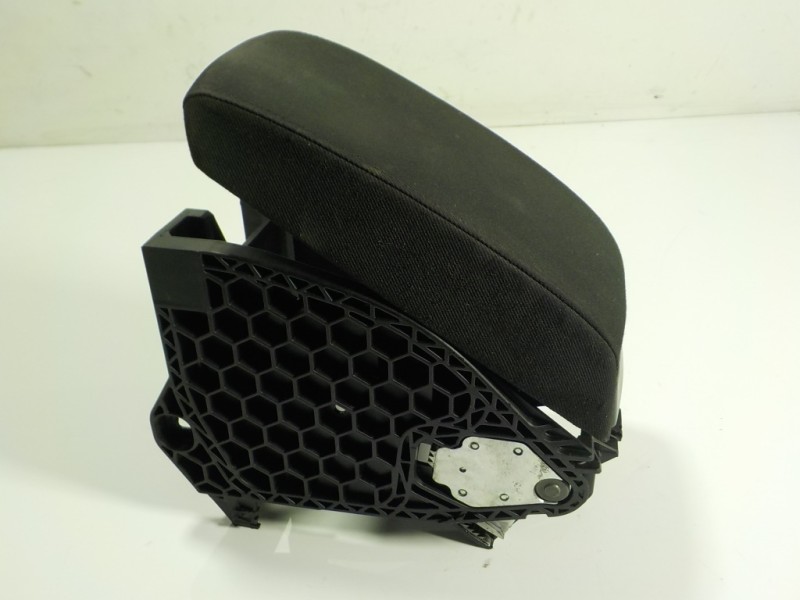 Recambio de apoyabrazos central para skoda octavia berlina (1z3) 1.4 16v tsi referencia OEM IAM 1Z0864207DFJL 1Z0864207D 